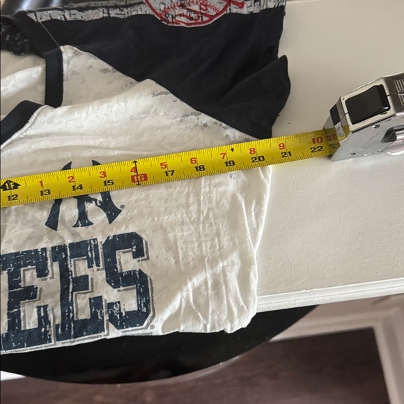 NY Yankees Women’s V-Neck Distressed Shirt - White and Navy - Picture 7 of 8